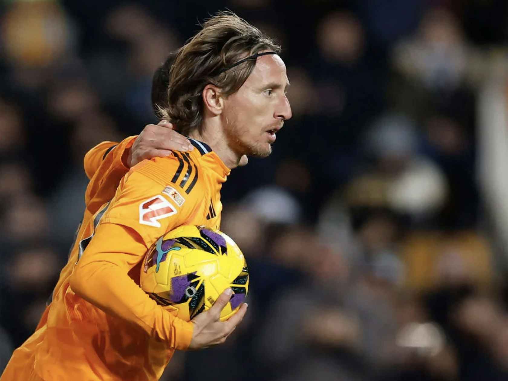 米体：解雇莫塔导致尤文财政漏洞变大，想卖坎比亚索等人换取资金