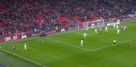 欧联杯足球赛｜ 战果决定双方出线命运 曼联 骑兵殊死战