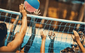 2004 小熊憾事：球队在季末崩盘无缘季后赛，小熊球迷再次心碎